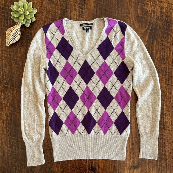 Apt. 9 | 100% Cashmere Tan & Purple Argyle Crewneck Sweater - Picture 1 of 5